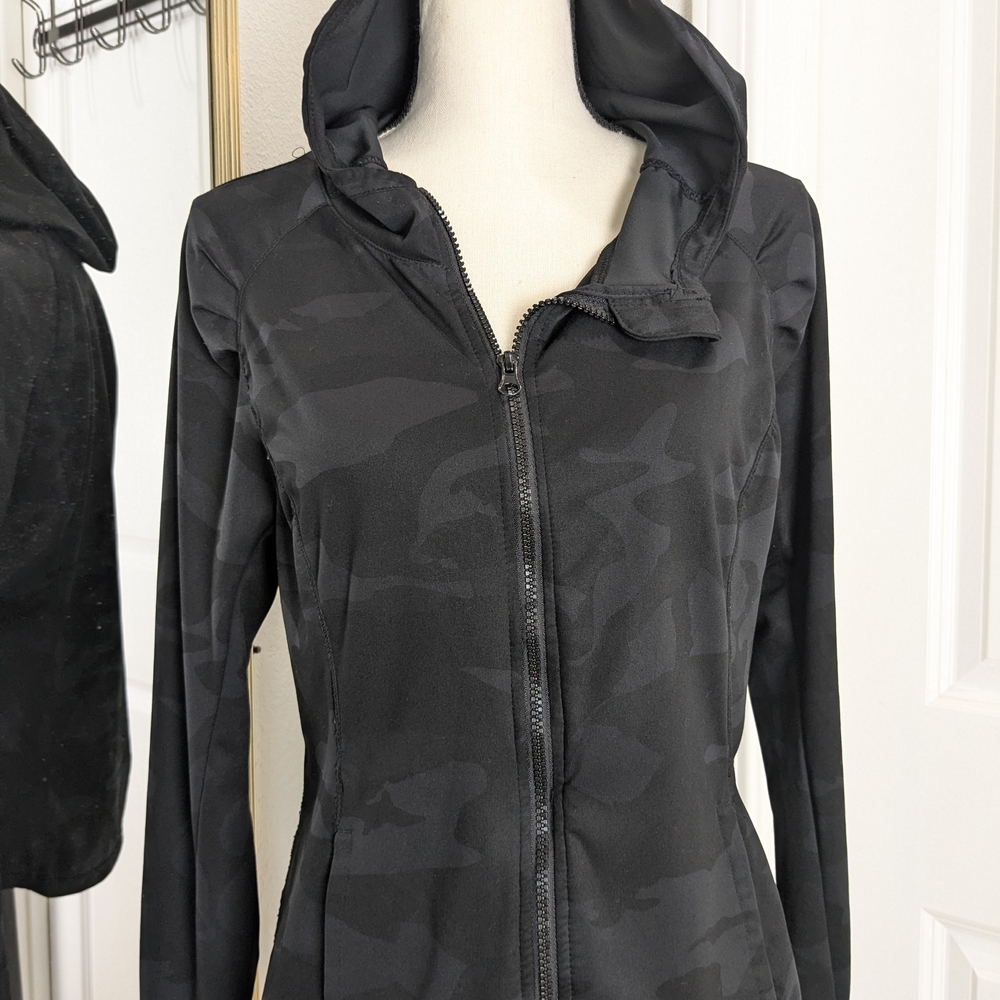 Yogalicious Black Camo Pattern Hooded Zip-Up Hoodie Workout Jacket Sz XL - Picture 4 of 9